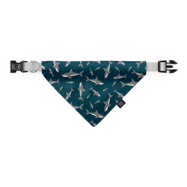 Foulard pour chien Shark Attack